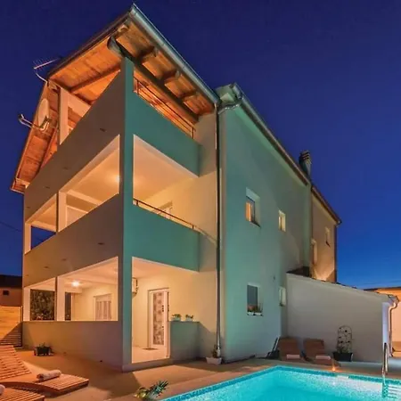 Apartment Family Friendly With A Swimming Pool Pakostane, Biograd - 16666 *