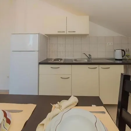 Family Friendly With A Swimming Pool Pakostane, Biograd - 16666 Apartmán Pakoštane