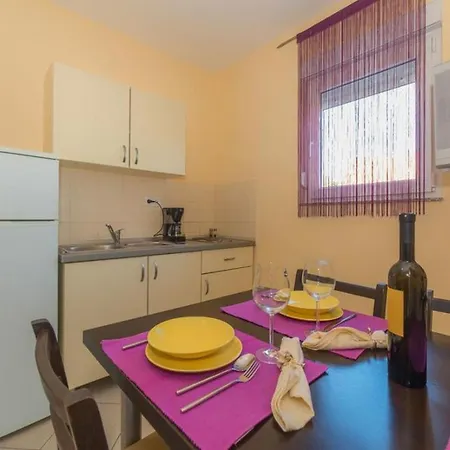 Apartment Family Friendly With A Swimming Pool Pakostane, Biograd - 16666 *