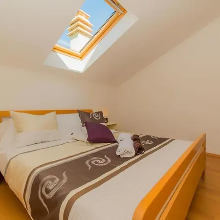 Family Friendly With A Swimming Pool Pakostane, Biograd - 16666 Apartment *
